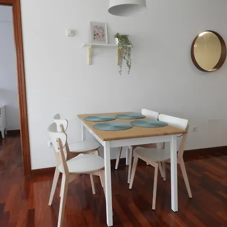 Bajo Con Terraza Moderno Y Reformado Apartment